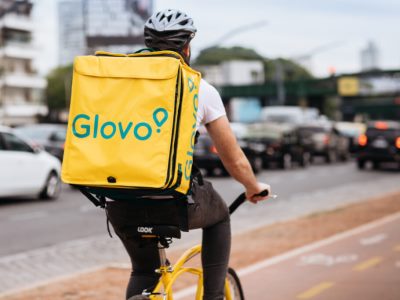 Sanzione di 2,6 milioni di euro a una piattaforma del gruppo Glovo 